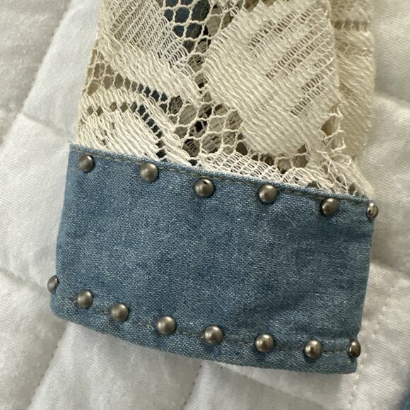 Vintage CACHE Shirt Womens Small Blue Chambray Studded Lace Sleeve 90s Western - Picture 5 of 15